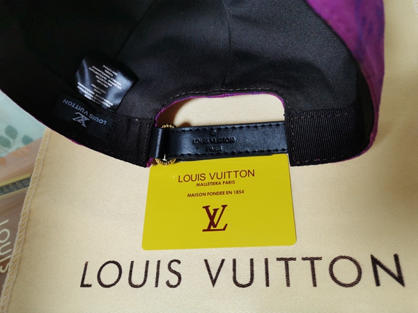 ブランド帽子角部分ディテール